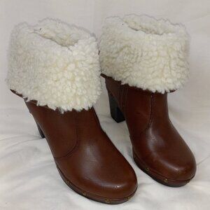 American Eagle Brown Faux Leather Clog Boots with Faux Shearling Cuff – Size 6.5